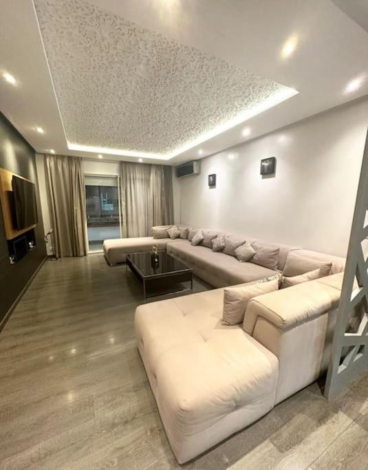 Luxurious 3 Beds Agdal Apartment Rabat Bagian luar foto