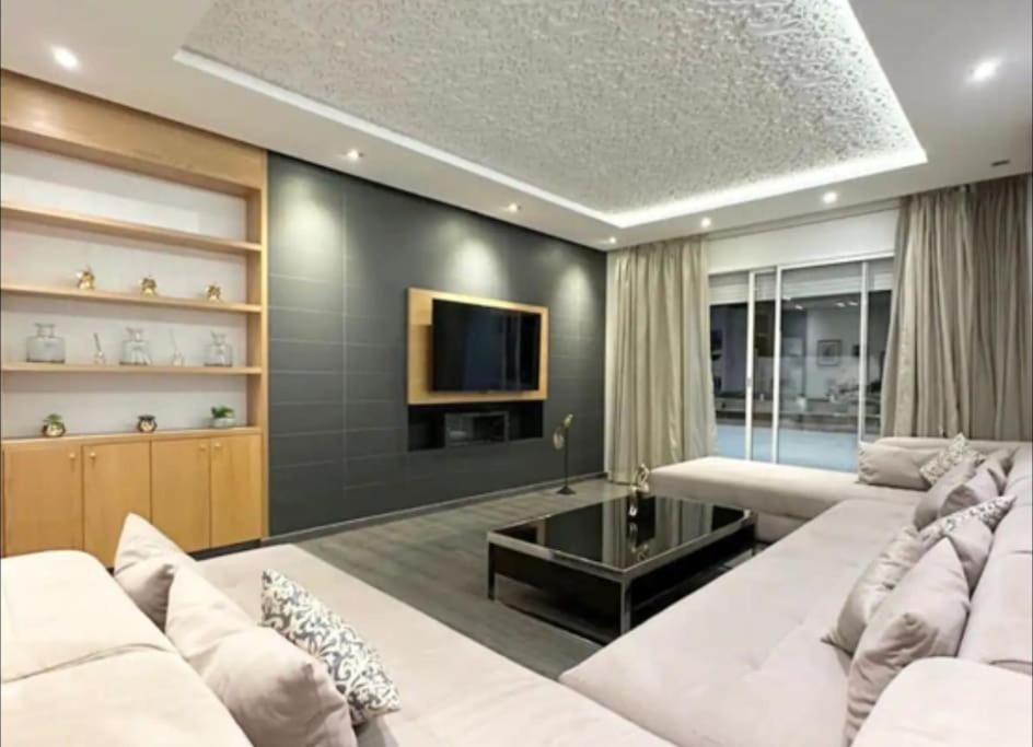 Luxurious 3 Beds Agdal Apartment Rabat Bagian luar foto